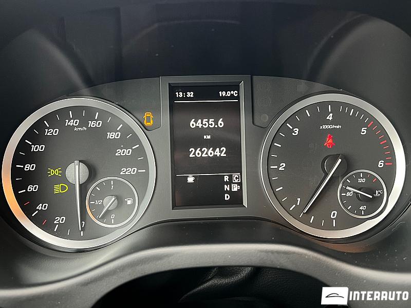 Mercedes Vito 23 automobil-interauto