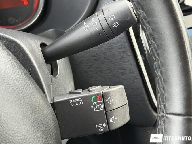 Dacia Lodgy Stepway 42 interauto-car