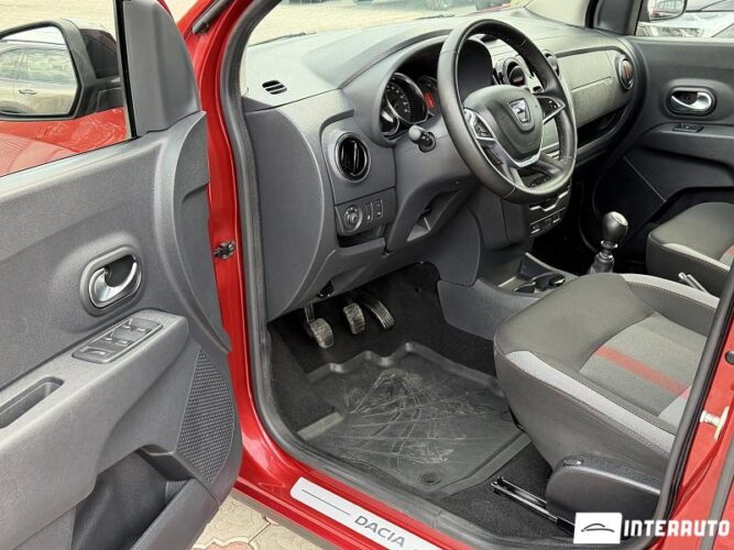 Dacia Lodgy Stepway 35 interauto-car