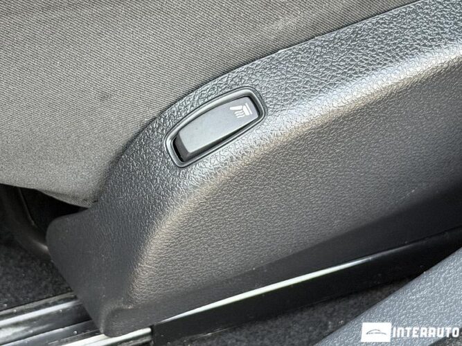 Dacia Lodgy Stepway 37 interauto-car