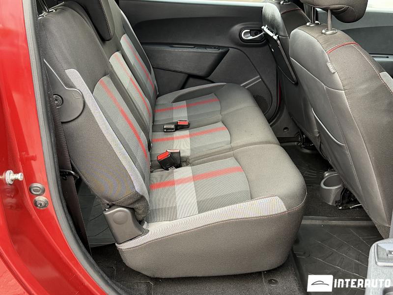 Dacia Lodgy Stepway 29 automobil-interauto