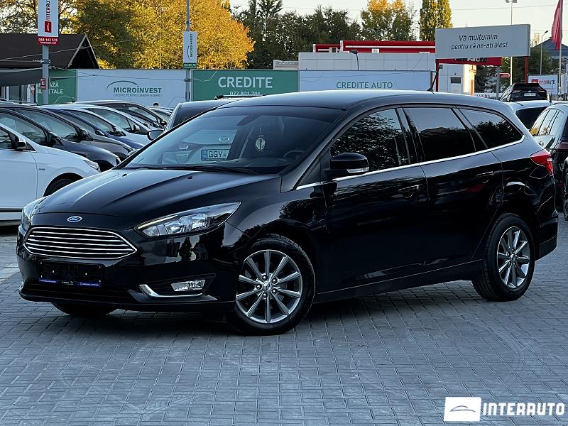 Ford Focus 12 automobil-interauto