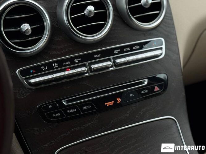 Mercedes GLC 250d 41 interauto-car