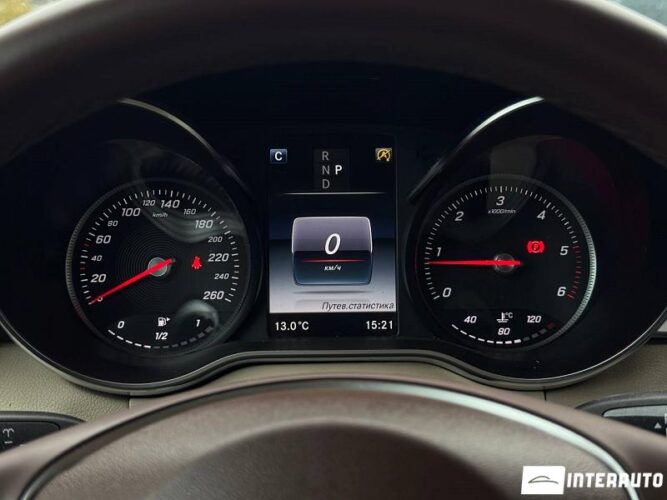 Mercedes GLC 250d 38 interauto-car