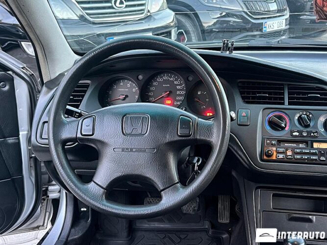 Honda Accord 32 interauto-car