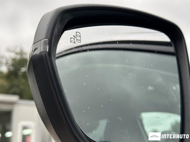 Peugeot 5008 36 interauto-car