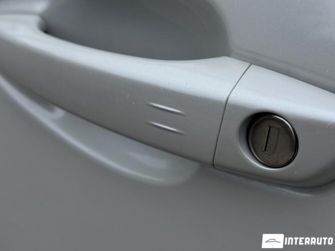 Peugeot 5008 35 interauto-car