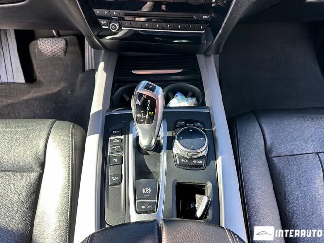 BMW X5 2.5D 37 interauto-car