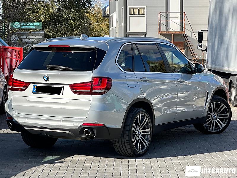 BMW X5 2.5D 12 automobil-interauto