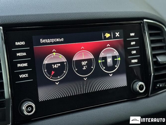 Skoda Karoq 53 interauto-car