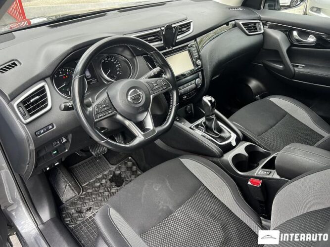 Nissan Qashqai 34 interauto-car