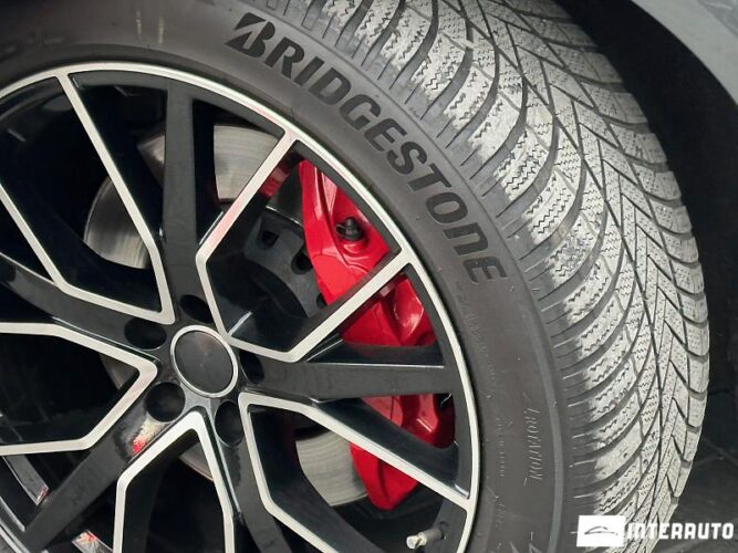 Audi Q8 65 interauto-car