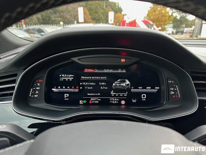 Audi Q8 50 interauto-car