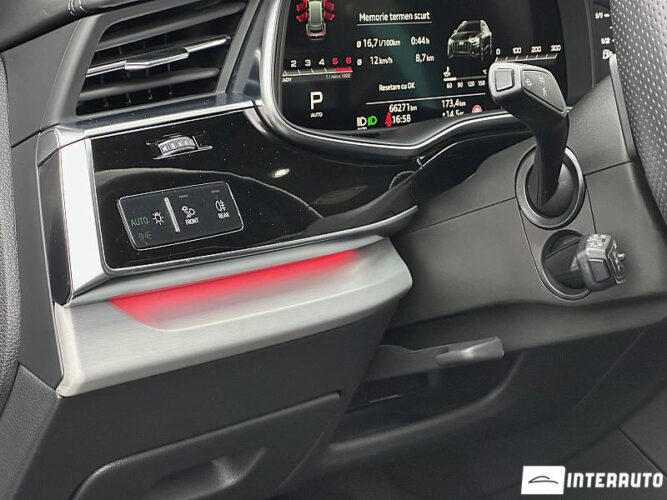 Audi Q8 57 interauto-car