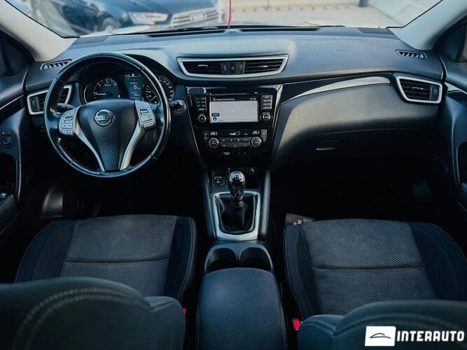 Nissan Qashqai 34 interauto-car