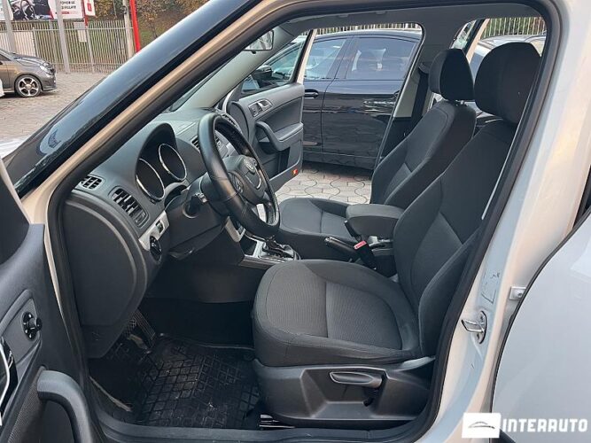 Skoda Yeti 34 interauto-car