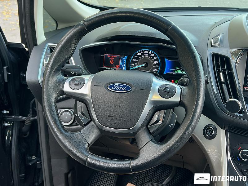 Ford C-MAX 21 automobil-interauto