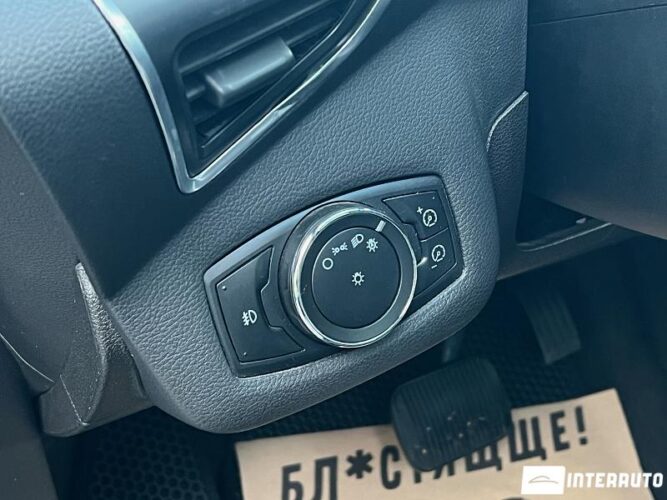 Ford C-MAX 43 interauto-car