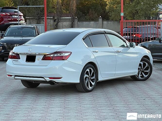 Honda Accord 28 interauto-car