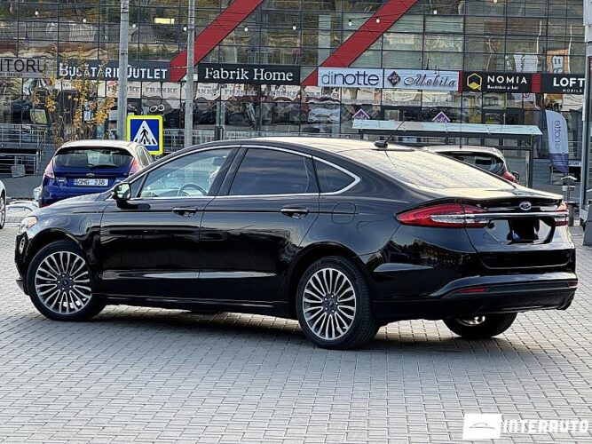 Ford Fusion 37 interauto-car