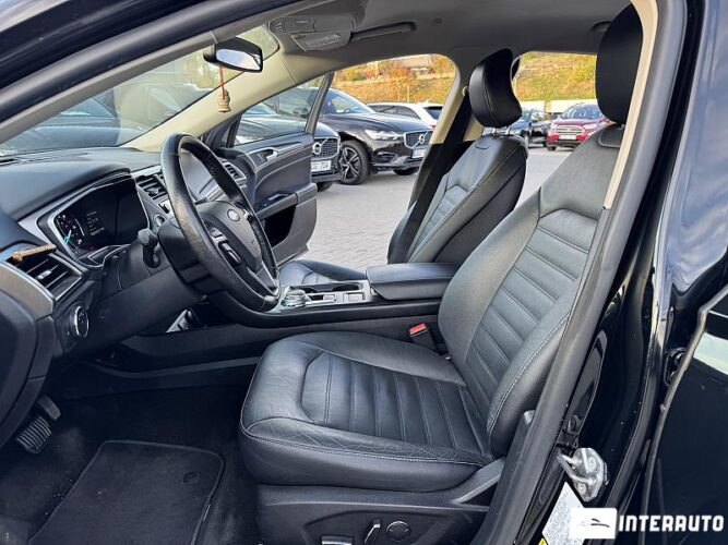 Ford Fusion 38 interauto-car