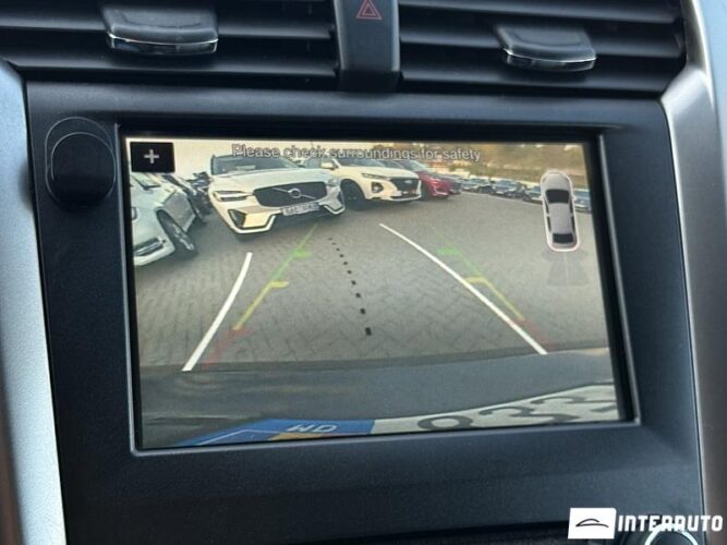 Ford Fusion 43 interauto-car