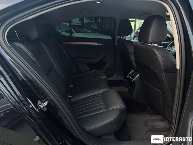 Skoda Superb 48 interauto-car