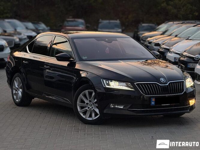 Skoda Superb 34 interauto-car