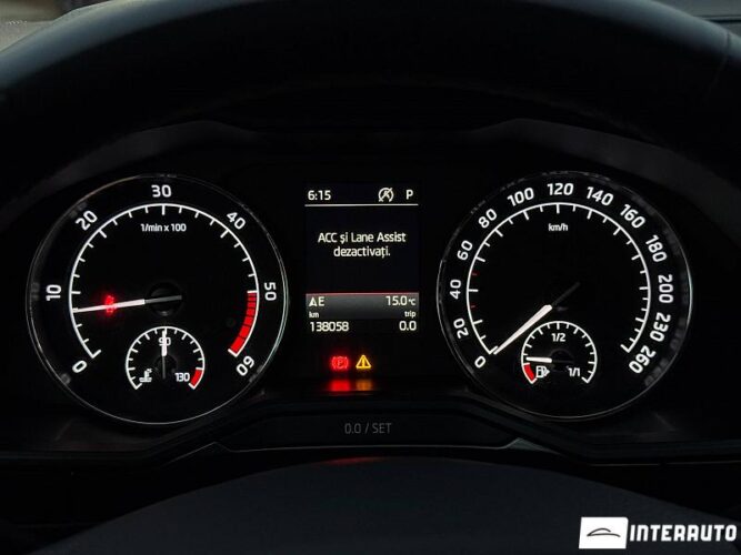 Skoda Superb 40 interauto-car