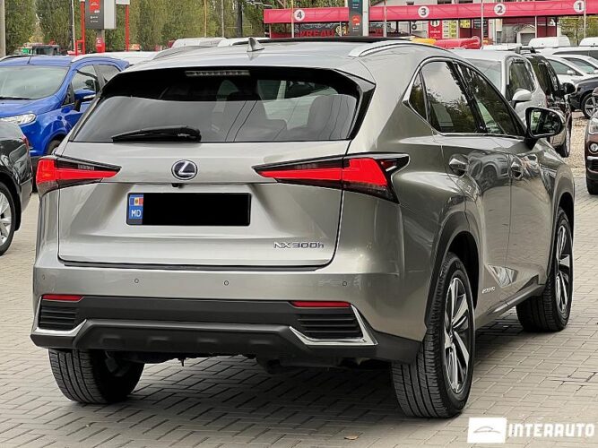 Lexus NX 300H 35 interauto-car