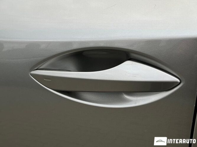 Lexus NX 300H 38 interauto-car