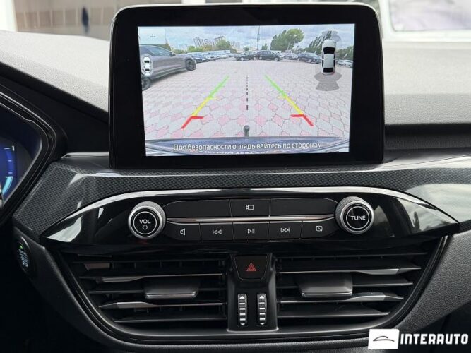 Ford Kuga 46 interauto-car