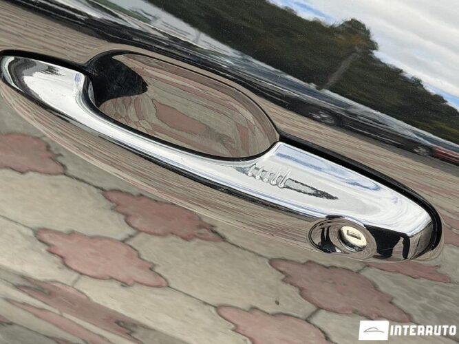 Ford Kuga 36 interauto-car