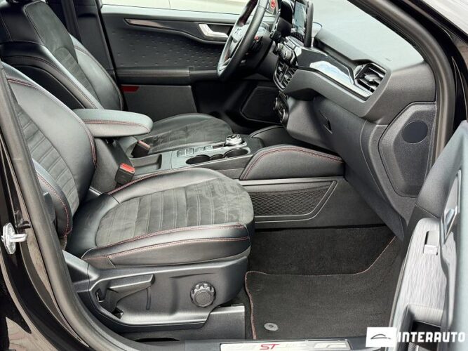 Ford Kuga 48 interauto-car