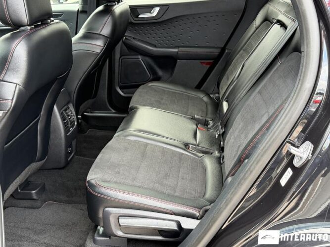 Ford Kuga 50 interauto-car