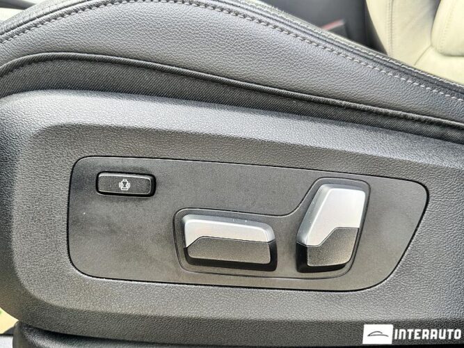 BMW X5 2.5D 59 interauto-car