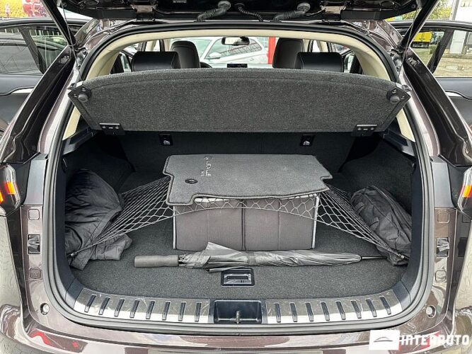 Lexus NX 300H 48 interauto-car