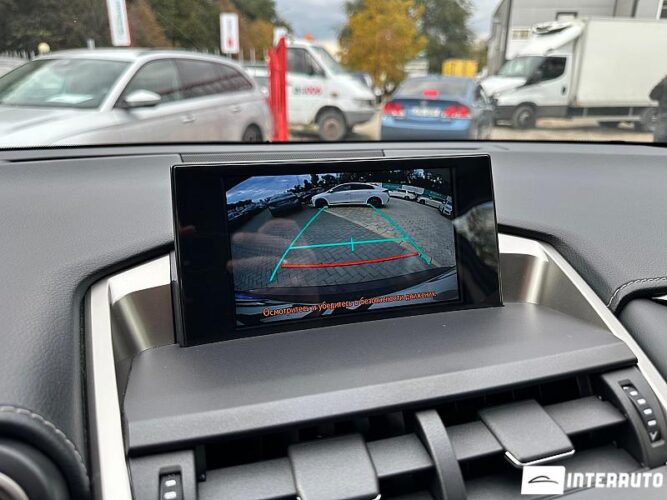 Lexus NX 300H 41 interauto-car