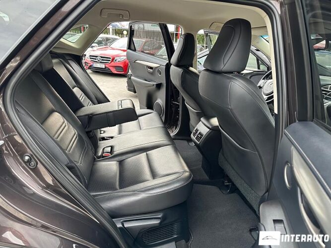 Lexus NX 300H 46 interauto-car