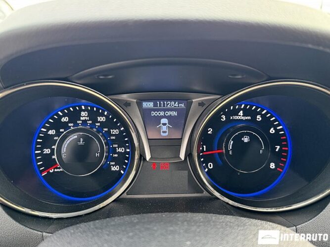 Hyundai Genesis 34 interauto-car