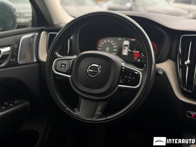 Volvo XC 60 40 interauto-car