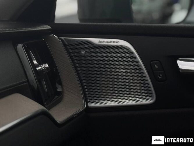 Volvo XC 60 52 interauto-car