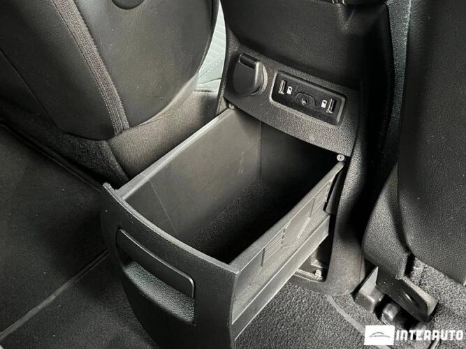 Renault Scenic 49 interauto-car