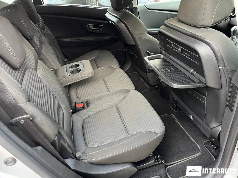 Renault Scenic 30 automobil-interauto