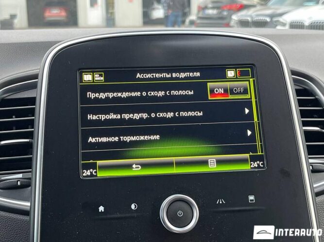 Renault Scenic 42 interauto-car