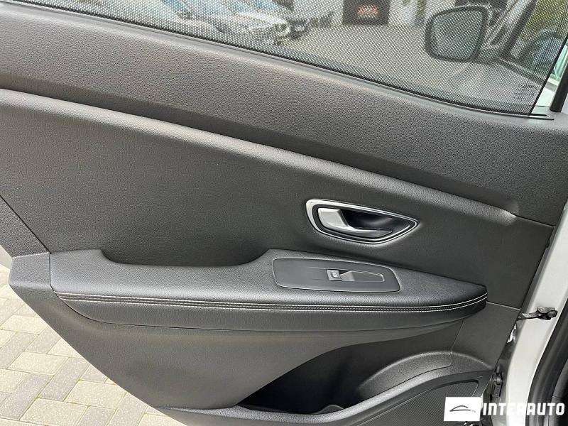 Renault Scenic 27 automobil-interauto