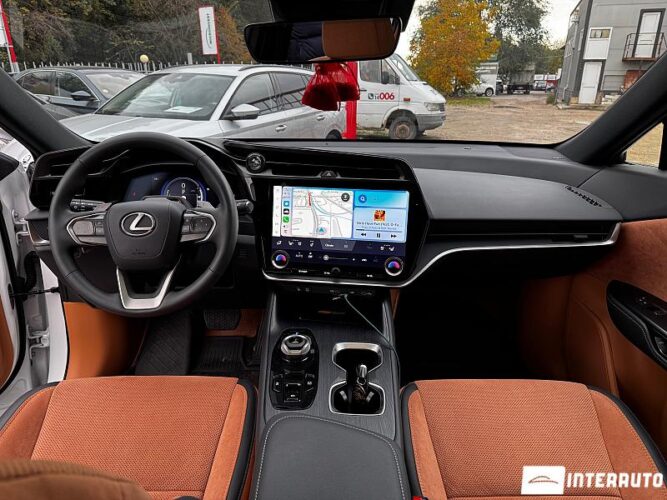 Lexus RZ 450e 44 interauto-car