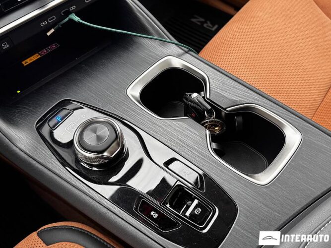 Lexus RZ 450e 50 interauto-car