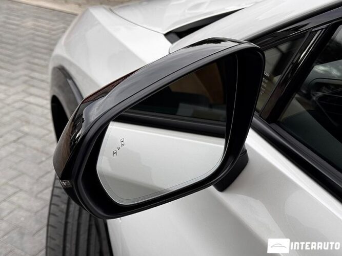 Lexus RZ 450e 56 interauto-car