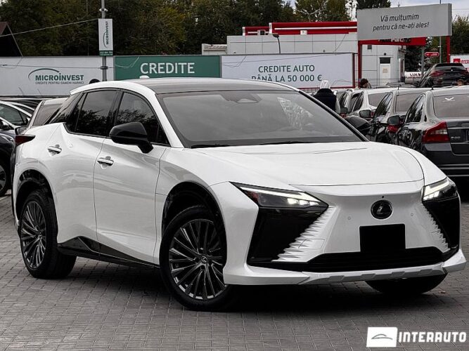 Lexus RZ 450e 37 interauto-car
